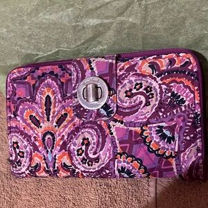 Vera Bradley RFID Turnlock Wallet Signature Cotton Dream Tapestry